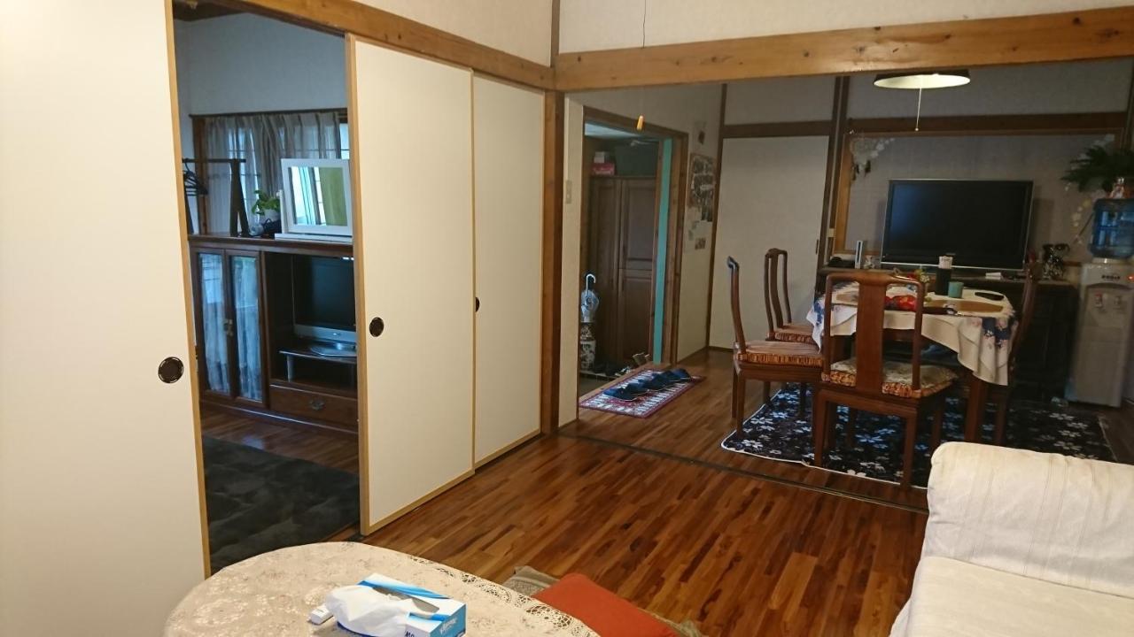 Guest House Renga II Uruma Chambre photo